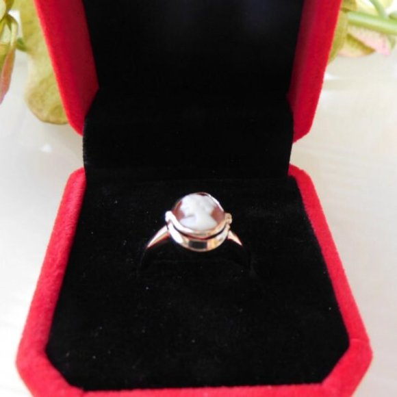 Fancy coral cameo ring 14K yellow gold SZ 7 1950 - Picture 3 of 4